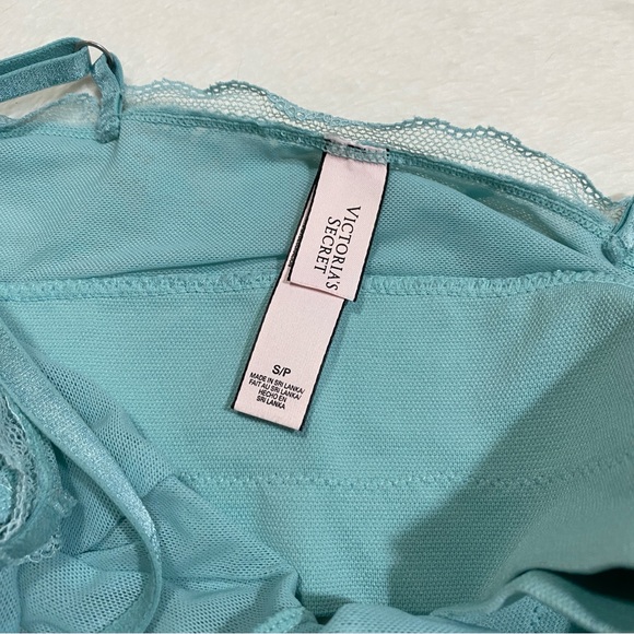 Victoria’s Secret Teal Blue Lace Bralette - Small - Picture 4 of 4